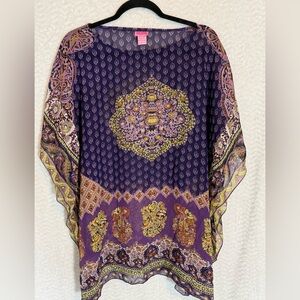 She's Cool Purple and Yellow Patterned Blouse. Size large. Be seen in this 🔥